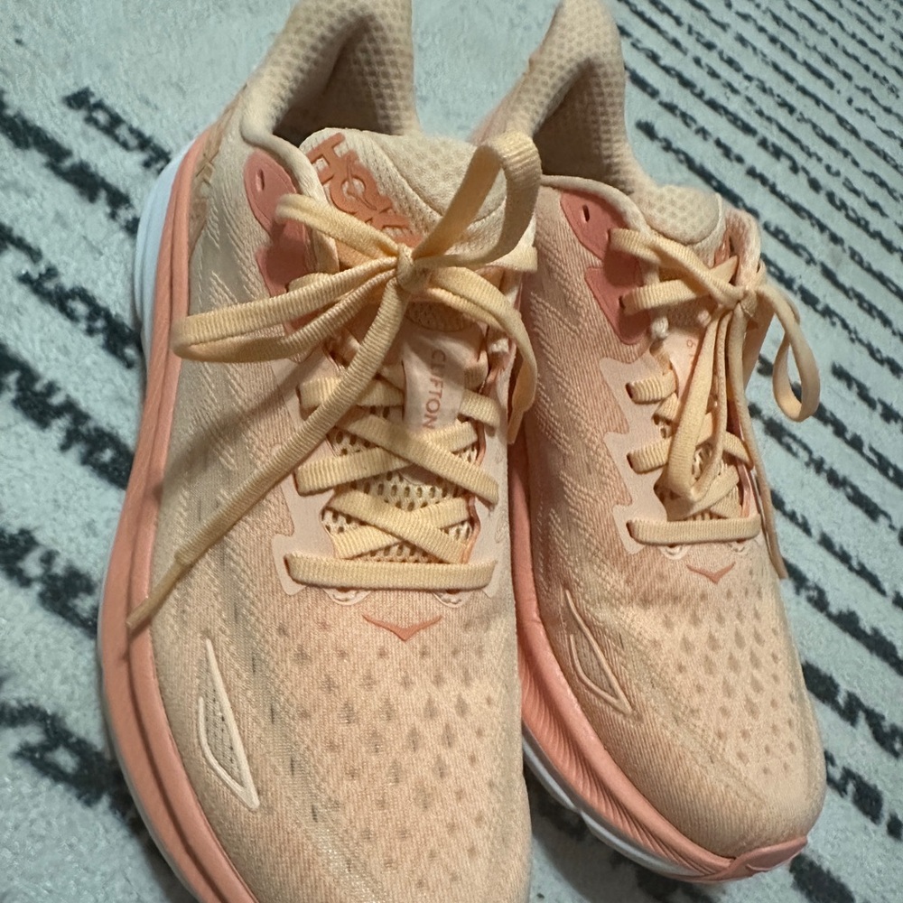 Hoka One One Clifton Women's Light Orange Sneakers